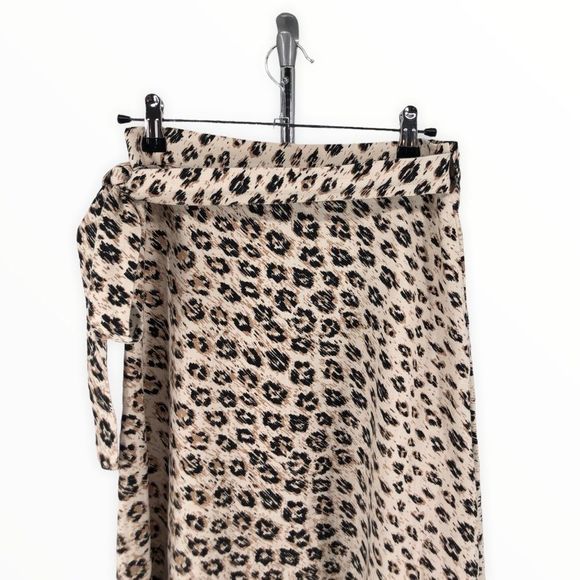 Joie Collen A-Line Leopard Print Linen Wrap Midi Skirt in Cappuccino - Picture 8 of 13